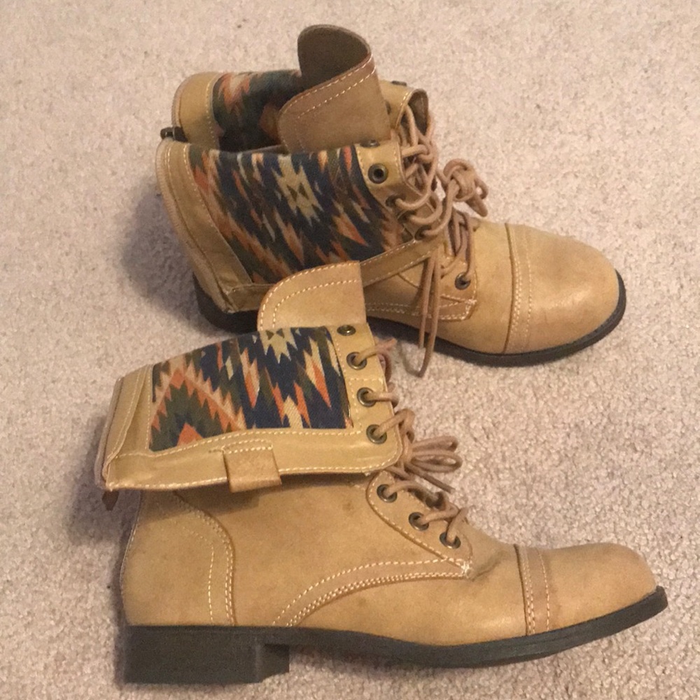 Rampage fold over boots size 7